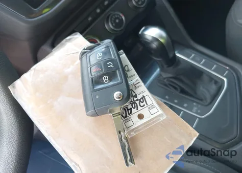 2019 Volkswagen Tiguan 2.0T S из США, поврежденный, VIN 3VV1B7AX8KM183300